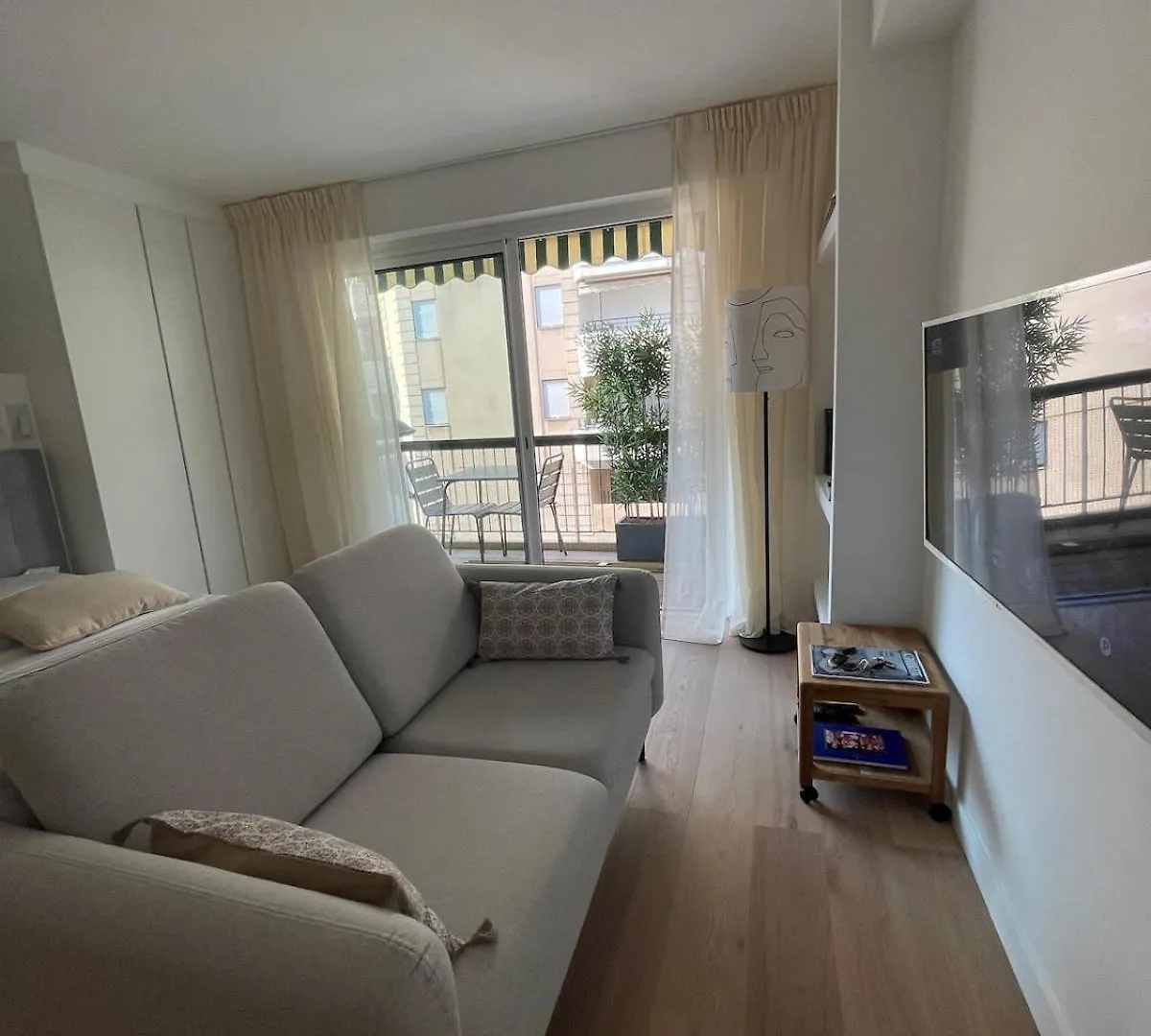 Apartment Superbe Studio Pour Congres Au Coeur De Cannes